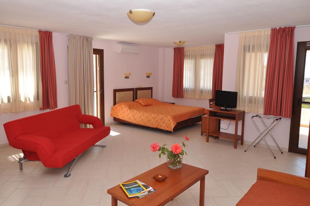 Elia Studios Skála Marión Quarto foto